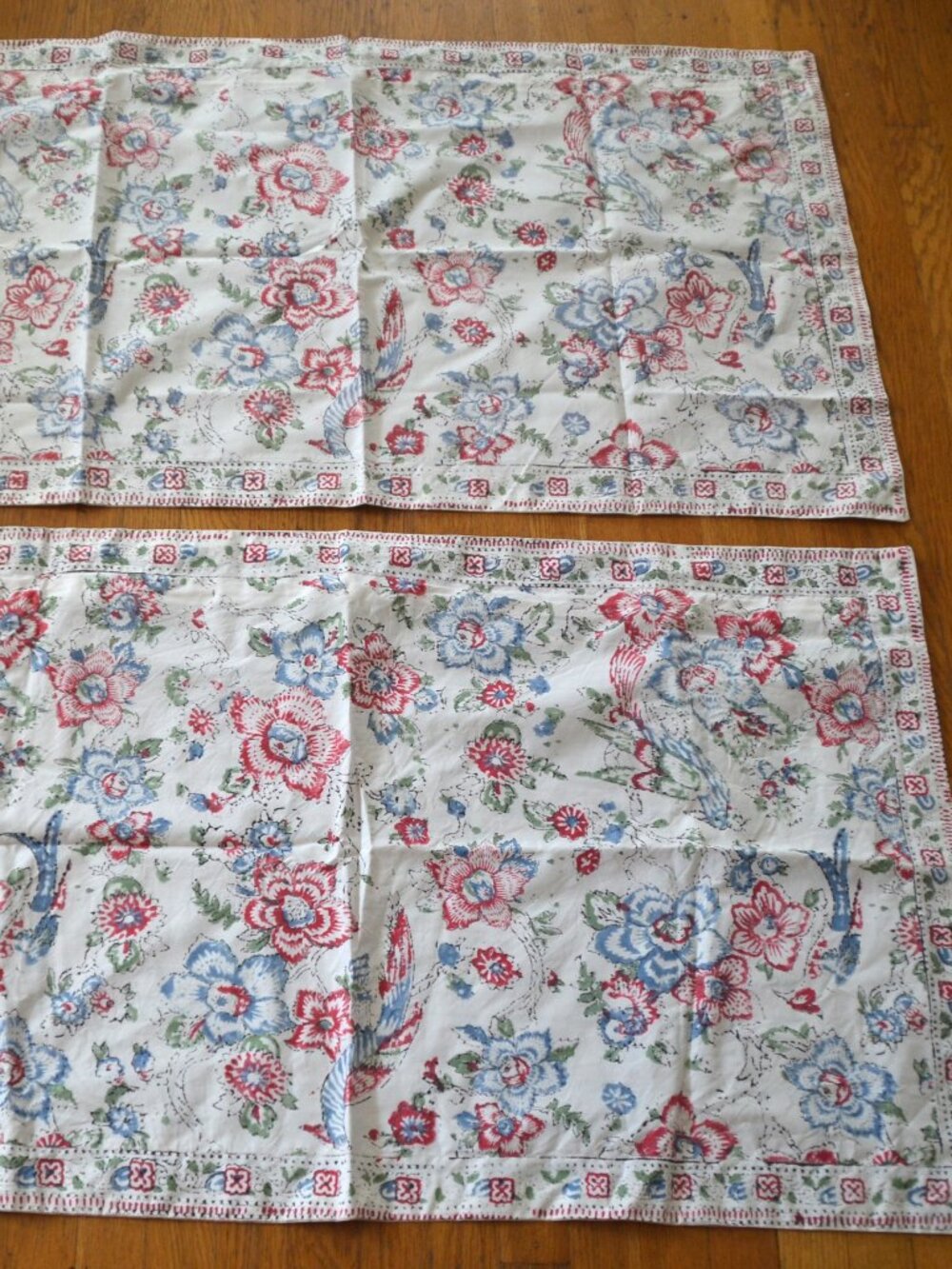 2 Ralph Lauren Lucie KING Pillow Shams Red Green Blue Floral Ikat COTTON Zipper